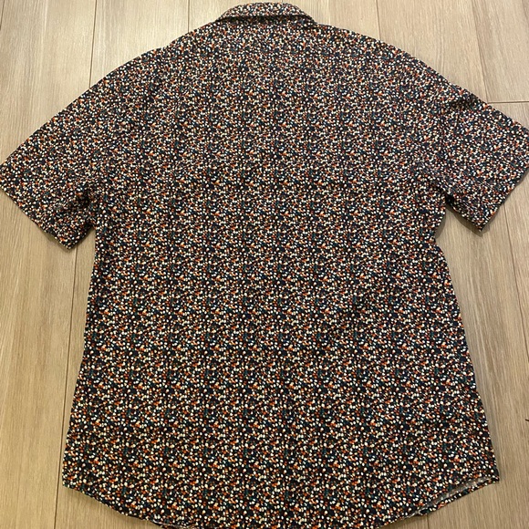 Vintage Patterned Button Up Shirt - Picture 3 of 3